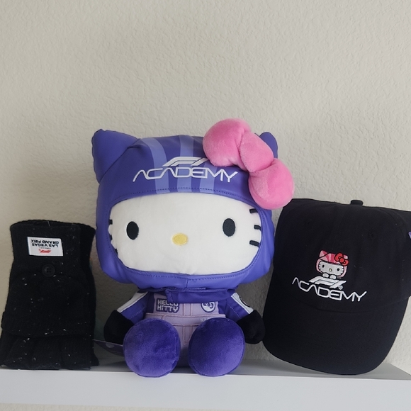 Hello Kitty Accessories - Bundle Hello Kitty Academy